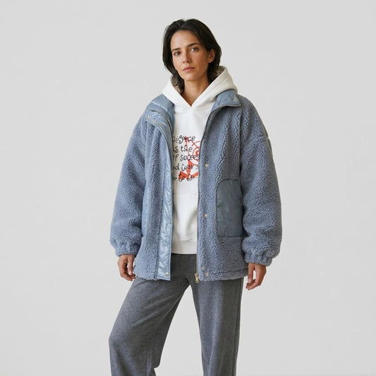 Oversize teddy kabát z polyesteru so zapínaním vpredu a veľkými vreckami