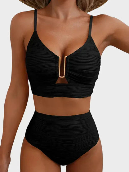 2 DIELNY BIKINI SET S VYSTRIHNUTÍM DO TVARU U