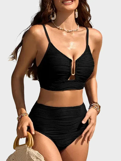 2 DIELNY BIKINI SET S VYSTRIHNUTÍM DO TVARU U