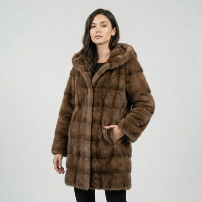 Dlhý oversize kabát zo syntetickej kožušiny s kapucňou