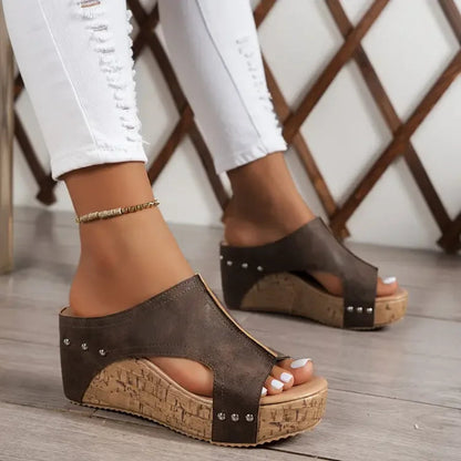 Petra | Elegantné platformové sandále s moderným dizajnom
