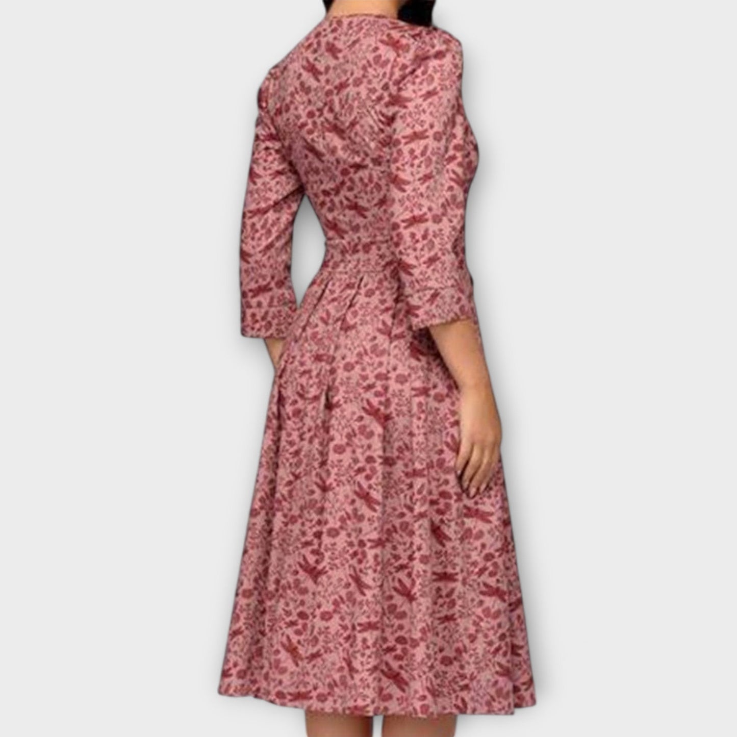 Carolina | Elegantná sukňa po kolená